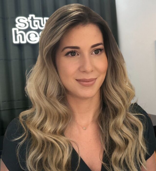 Sem marcação. Sem exagero. Só acerto. 

Você faria? 👇

 Agende: (19) 99660.6737 Campinas SP

👸 Somos especialistas em loiros perfeitos. @studioheadsoficial @laurosoares

#loironatural #mechas #mechasfinas #cabelosaudavel #loiracampina