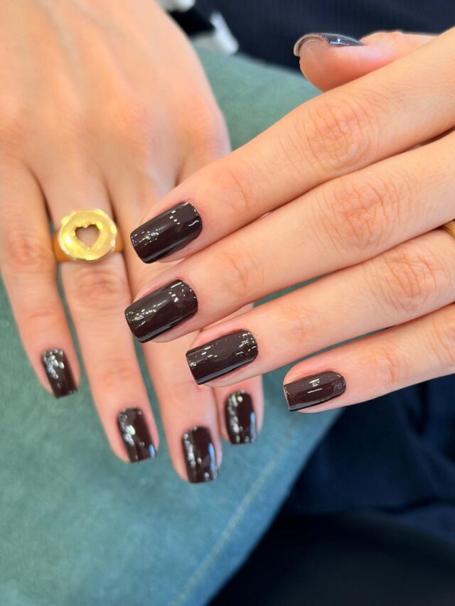 Unhas impecáveis fazem toda a diferença. ✨

Cuidado, acabamento perfeito e aquele resultado que dá vontade de mostrar.

Com nossas profissionais super especialistas @valerianailsdesigner3 e @mih_santosnails 

💅 Agende seu horário pelo WhatsApp: (19) 99660-6737 ou pelo link da bio.

#StudioHeads #UnhasPerfeitas #Manicure #NailDesign #Campinas